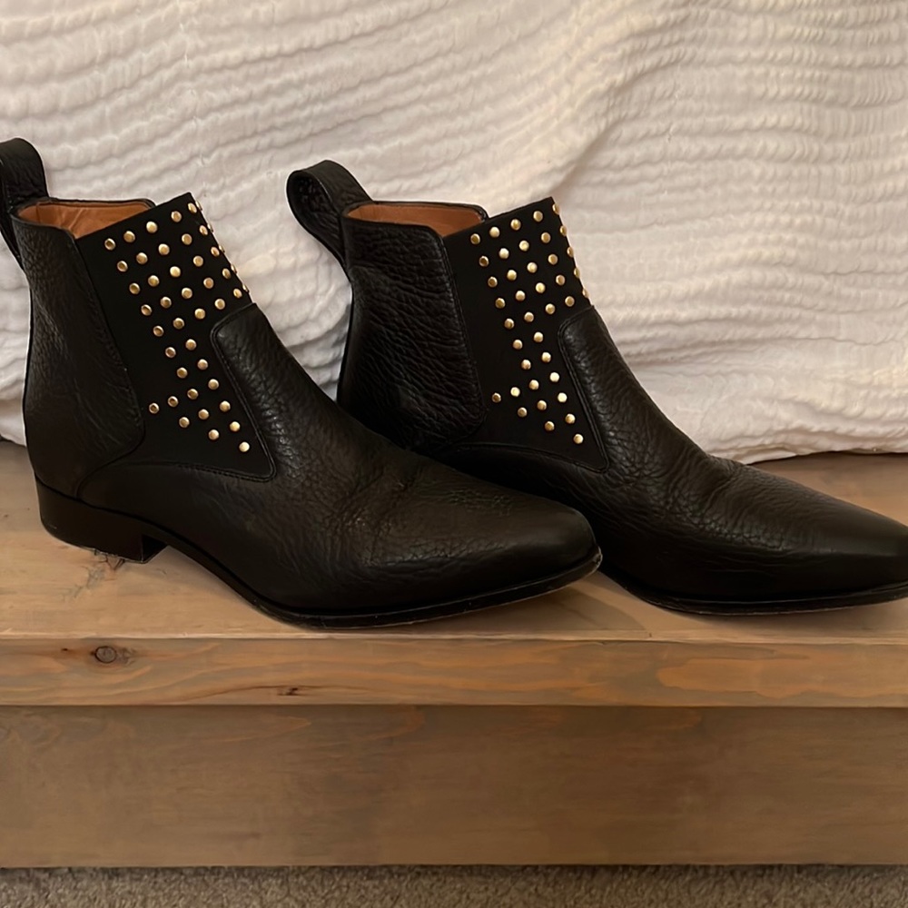 Beautiful Chloe studded black boots